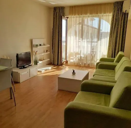 Sunrise 2 Bedrooms Apartment